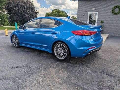 Used 2017 Hyundai Elantra Sport FWD image 3