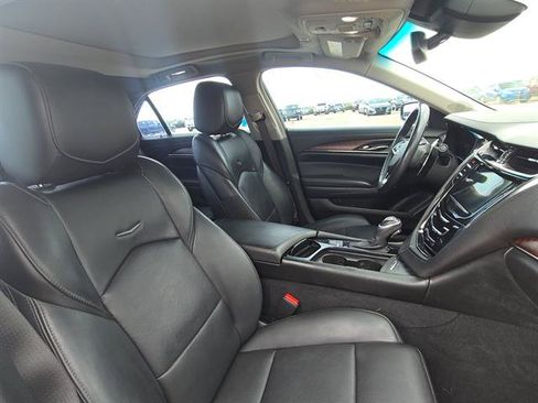 Used 2018 Cadillac CTS Luxury RWD image 16