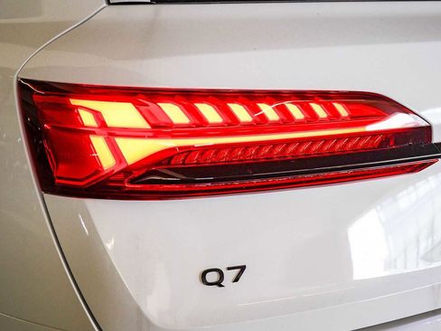 New 2026 Audi Q7 2.0T Premium AWD/4WD image 7