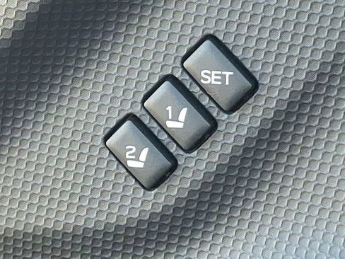 Used 2022 Subaru Forester Touring image 25