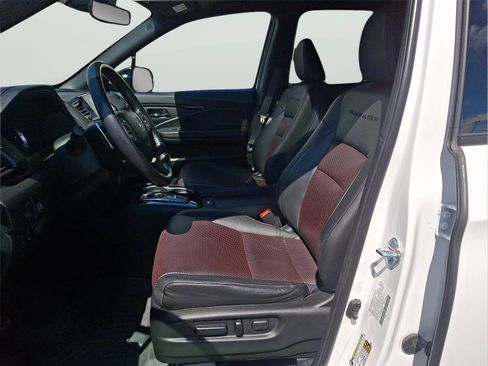 Used 2023 Honda Ridgeline Black Edition image 94