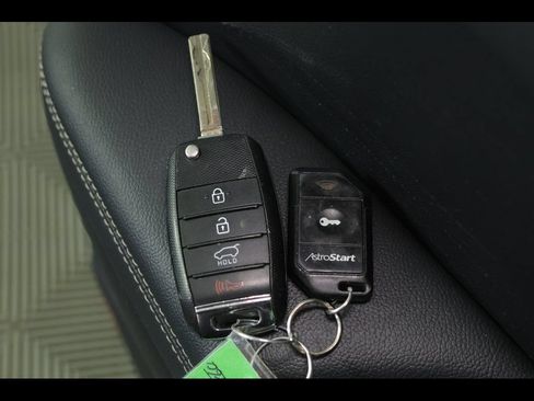 Used 2019 Kia Sportage LX AWD/4WD image 9