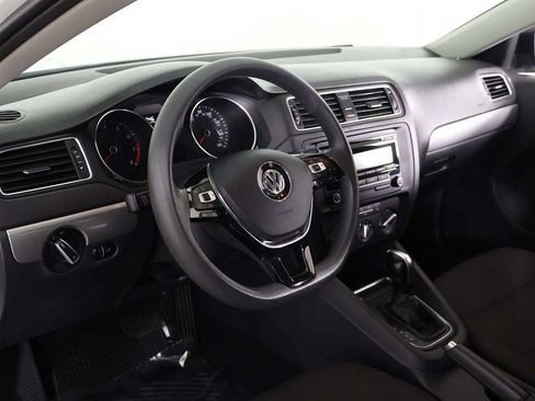 Used 2015 Volkswagen Jetta SE FWD image 23