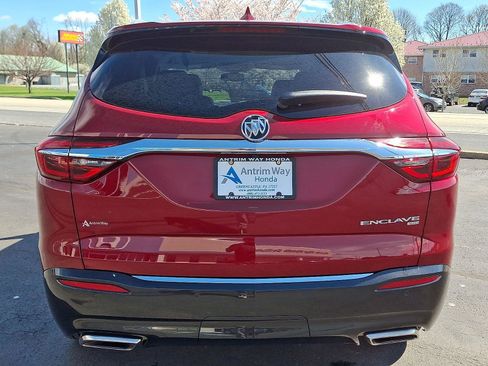 Used 2019 Buick Enclave Essence image 5