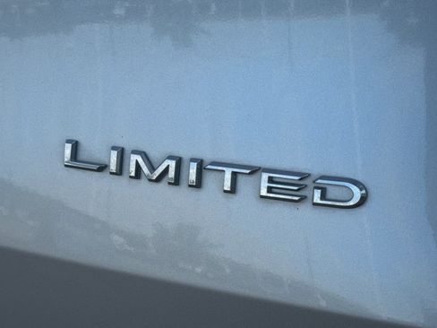Used 2024 Toyota Grand Highlander FWD image 31