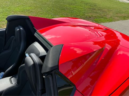 Used 2025 Chevrolet Corvette Stingray Convertible w/ 1LT RWD image 28