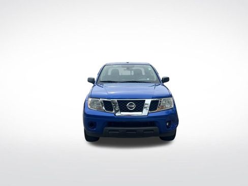 Used 2014 Nissan Frontier SV w/ SV Value Truck Package RWD image 3