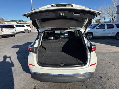 Used 2023 Nissan Murano SL w/ SL Moonroof Package image 12