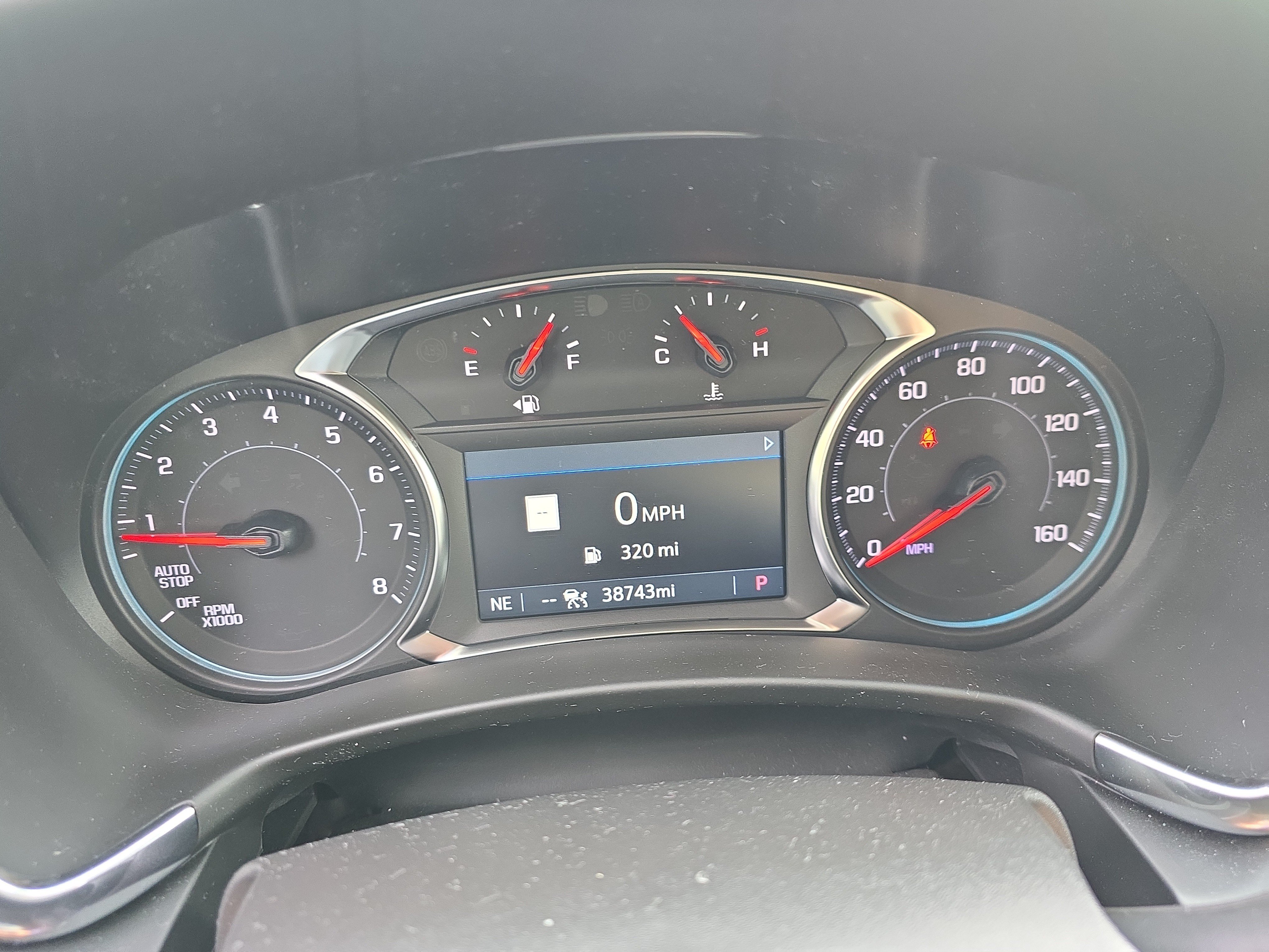 Used 2024 Chevrolet Equinox Premier AWD/4WD image 24