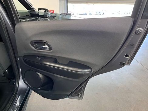 Used 2021 Honda HR-V Sport image 15