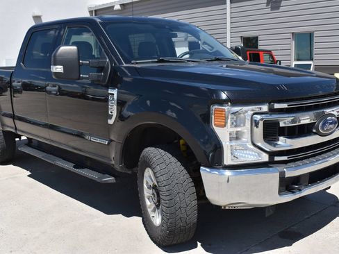 Used 2020 Ford F250 XLT AWD/4WD image 3