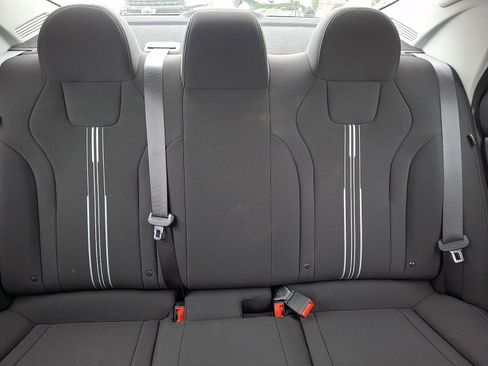 Used 2024 Hyundai Elantra SEL FWD image 19