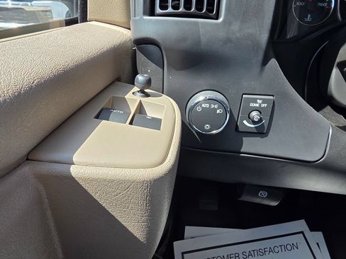 New 2026 GMC Savana 2500 w/ Driver Convenience Package RWD image 30