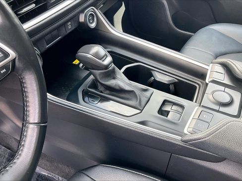 Used 2025 Toyota Grand Highlander FWD image 22