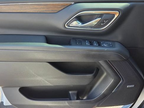 Used 2024 Chevrolet Tahoe Premier RWD image 29
