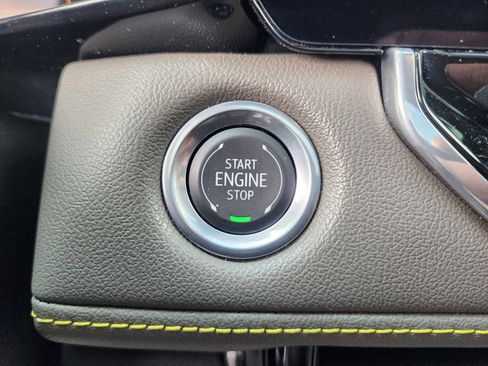 Used 2024 Chevrolet Colorado ZR2 w/ Technology Package image 30