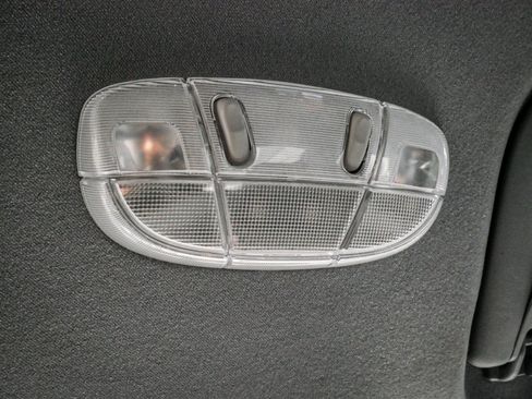 Used 2014 Ford F550 2WD Regular Cab Super Duty image 43