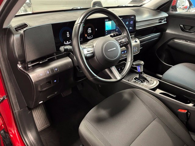 Used 2025 Hyundai Kona SEL FWD image 19