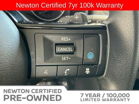 Used 2023 Nissan Rogue SV AWD/4WD image 31