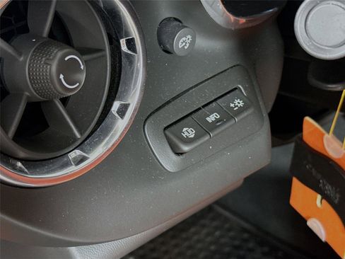 Used 2018 Chevrolet Camaro SS w/ Hot Wheels Edition image 6