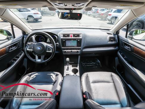Used 2017 Subaru Outback 2.5i Limited AWD/4WD image 31