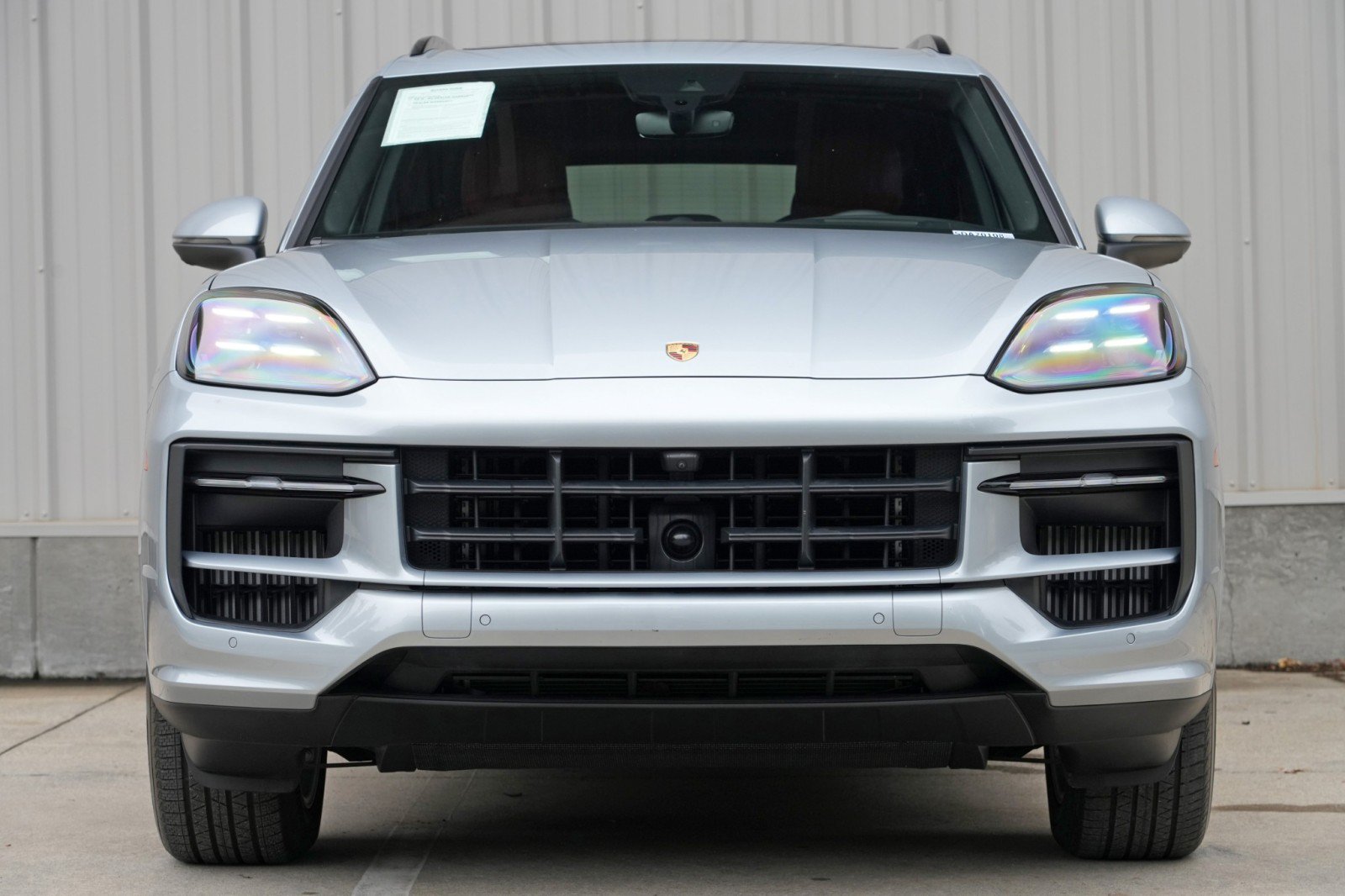 Used 2025 Porsche Cayenne S AWD/4WD image 7