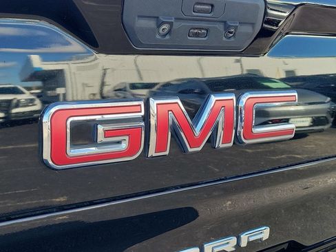 Certified 2021 GMC Sierra 1500 AT4 w/ Technology Package AWD/4WD image 33