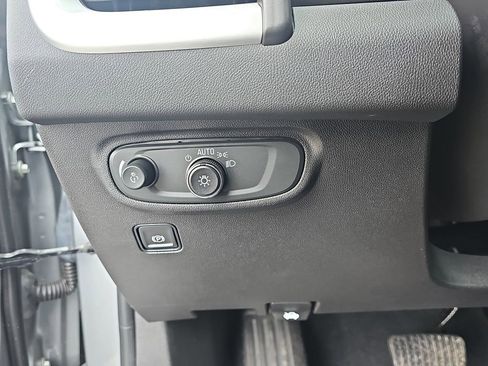 Certified 2023 GMC Terrain SLE w/ Driver Convenience Package image 31