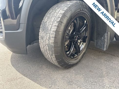 Used 2023 GMC Acadia AT4 w/ LPO, Floor Liner Package AWD/4WD image 30