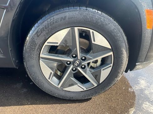 Certified 2025 Hyundai Tucson SEL AWD/4WD image 7