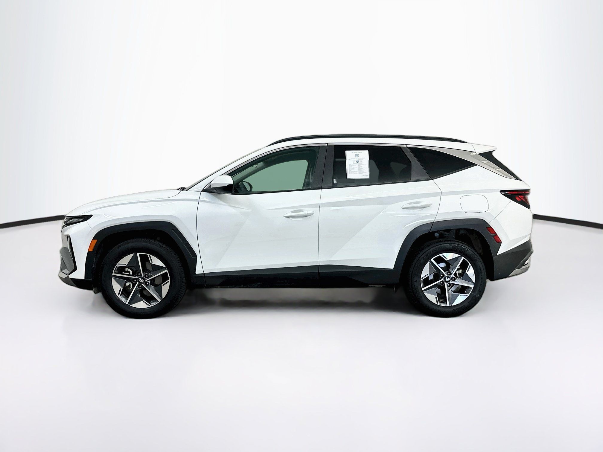 Used 2025 Hyundai Tucson SEL AWD/4WD image 4
