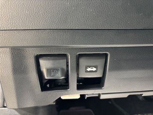 Used 2024 Lexus GX 550 image 22