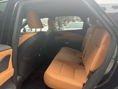 Certified 2024 Lexus RX 350 Premium w/ Accessory Package (Z1) image 15