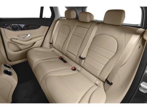 Used 2022 Mercedes-Benz GLC 300 image 13
