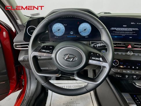 Used 2023 Hyundai Elantra Limited w/ Cargo Package FWD image 14