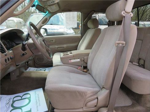 Used 2002 Toyota Tundra SR5 image 4