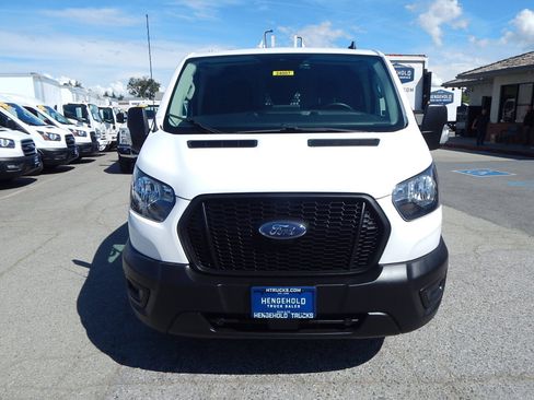 Used 2022 Ford Transit 250 Low Roof image 11