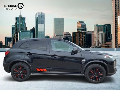Used 2021 Mitsubishi Outlander Sport Black Edition image 6