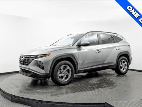 Used 2022 Hyundai Tucson SEL image 2