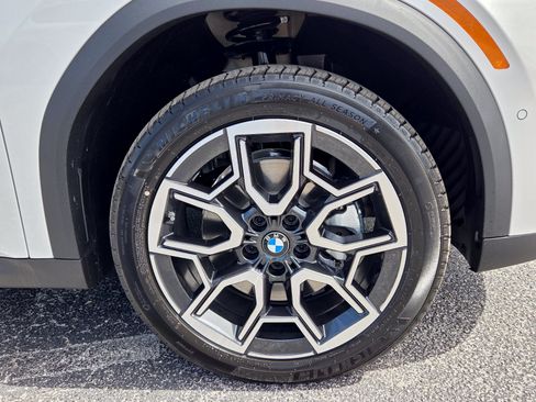 New 2026 BMW X2 xDrive28i w/ Technology Package AWD/4WD image 9