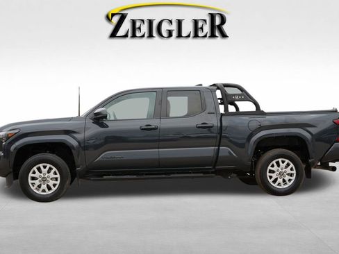 Used 2024 Toyota Tacoma SR5 image 4