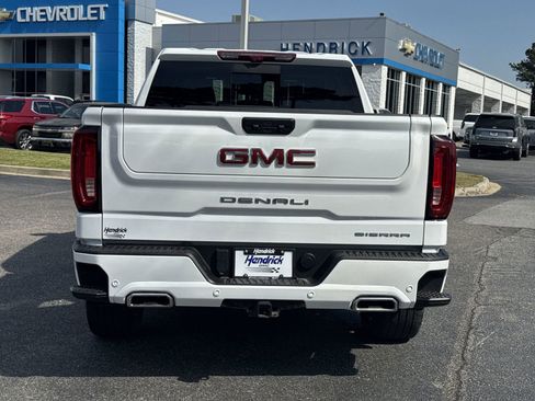 Used 2024 GMC Sierra 1500 Denali image 9