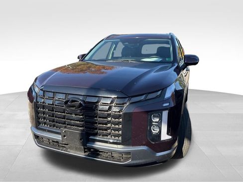 Used 2024 Hyundai Palisade Limited image 3