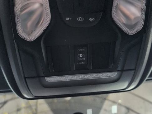 Used 2021 RAM 2500 Tradesman image 20