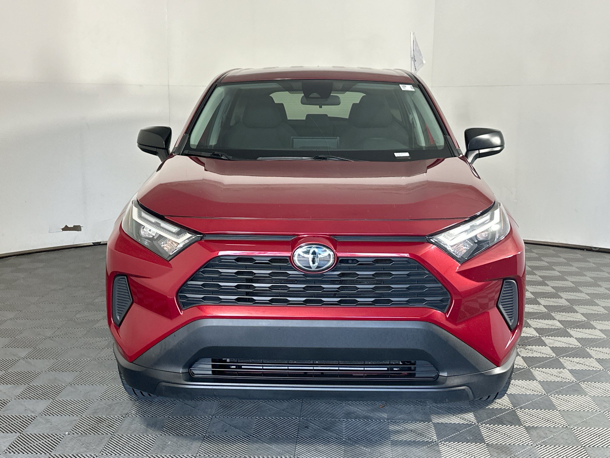 Used 2023 Toyota RAV4 LE FWD image 8
