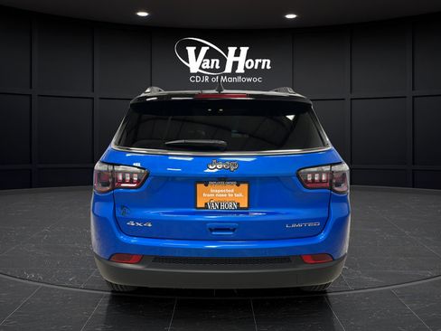 Used 2025 Jeep Compass Limited AWD/4WD image 6