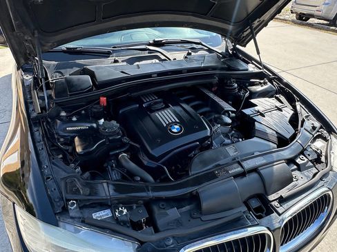 Used 2011 BMW 328i xDrive Sedan image 21
