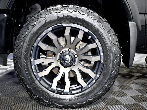 Used 2017 Nissan Titan Platinum Reserve image 49