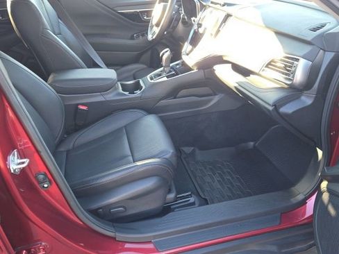 Certified 2022 Subaru Outback Limited image 10