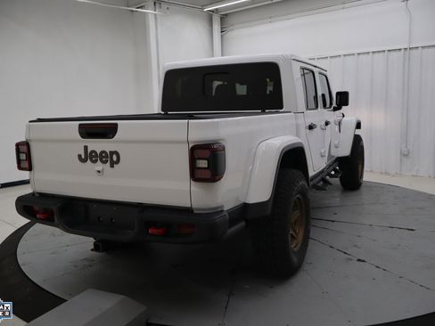 Used 2025 Jeep Gladiator Rubicon image 2